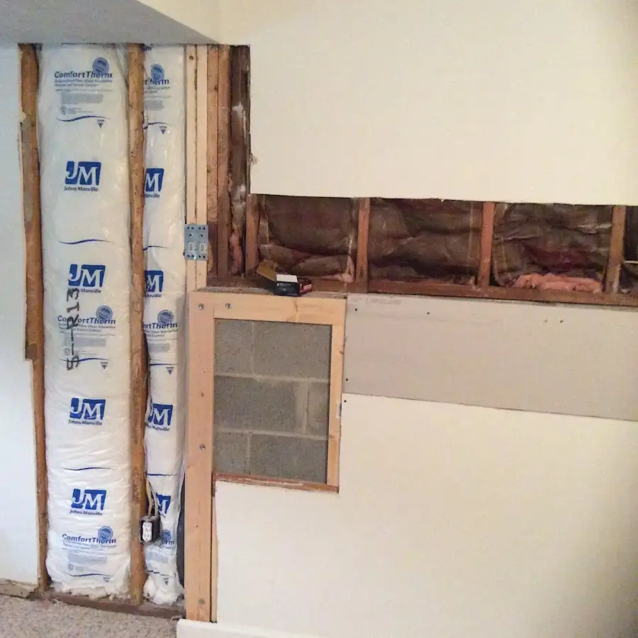Wall insulation replacement during Structural Drying in Du Quoin